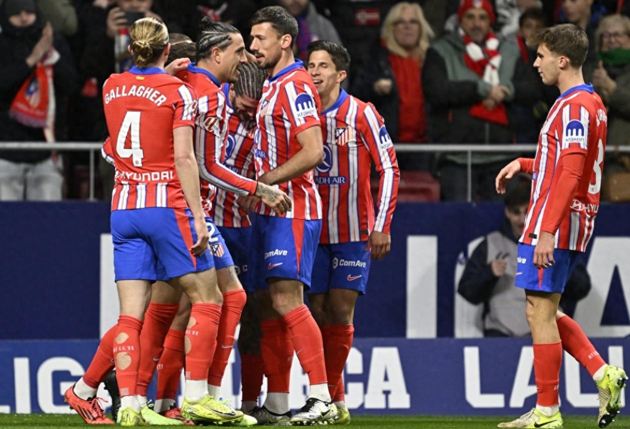 关于斯特拉斯堡队中场发挥出色,对球队取得连胜的信息 关于斯特拉斯堡队中场发挥出色,对球队取得连胜的信息