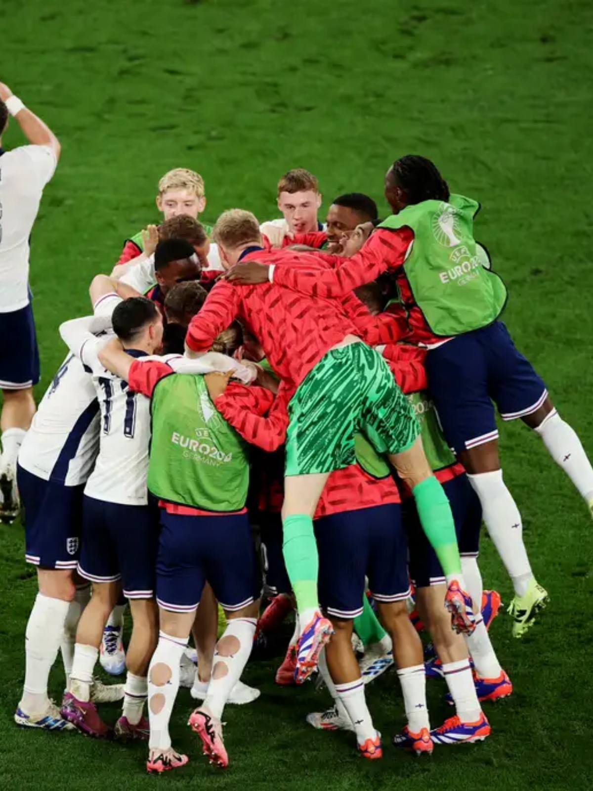 斯特林破门,英格兰淘汰德国晋级半决赛的简单介绍 斯特林破门,英格兰淘汰德国晋级半决赛的简单介绍