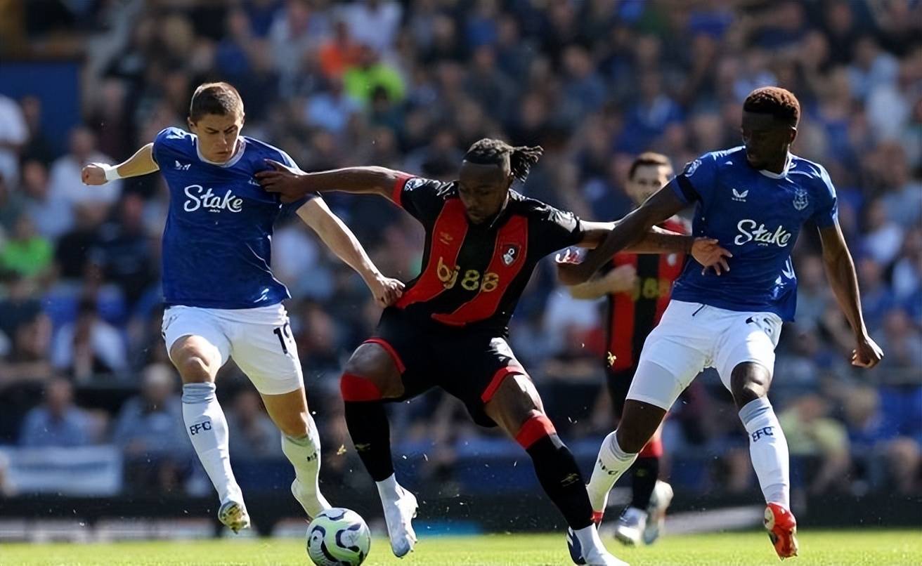 埃弗顿客场胜利,球队整体表现出色的简单介绍 埃弗顿客场胜利,球队整体表现出色的简单介绍