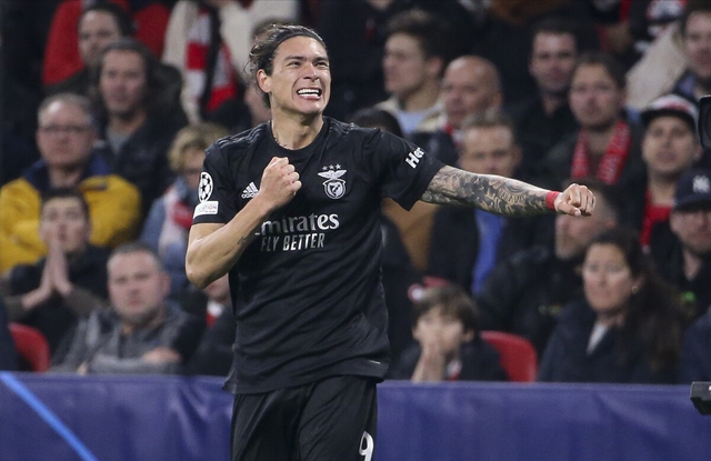 卡瓦尼进球,巴萨两回合胜利淘汰阿贾克斯 卡瓦尼进球,巴萨两回合胜利淘汰阿贾克斯