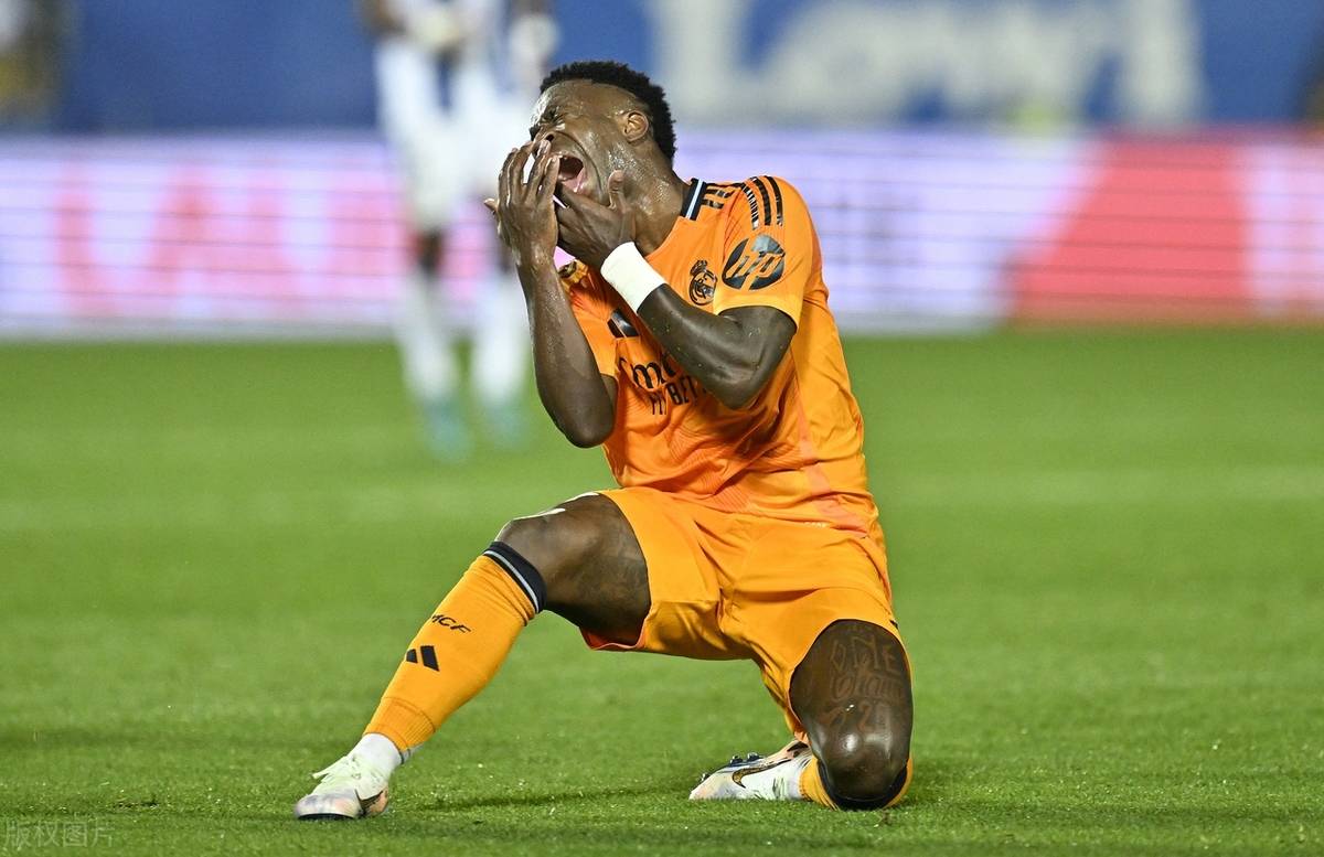 关于皇家马德里中场伤愈复出,球队实力再添助力的信息 关于皇家马德里中场伤愈复出,球队实力再添助力的信息