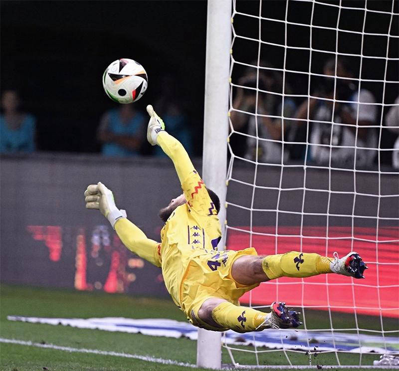 切尔西惊险战平对手，欧冠前景堪忧的简单介绍