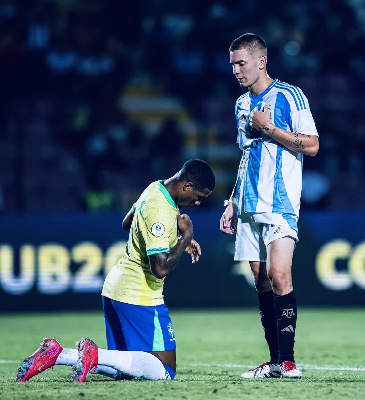 爱游戏官方入口-关于美洲足球传奇杯赛：胜负在望，谁能笑到最后的信息