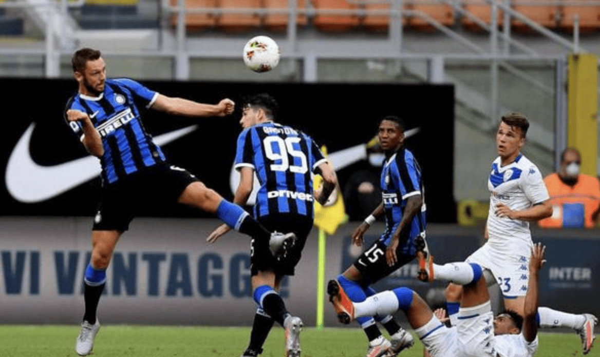 关于桑普多利亚客场战平维罗纳，保持不败的信息