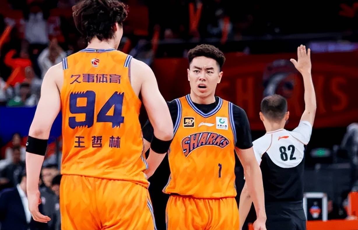 爱游戏娱乐-关于国内球员出色表现，球队士气大涨的信息