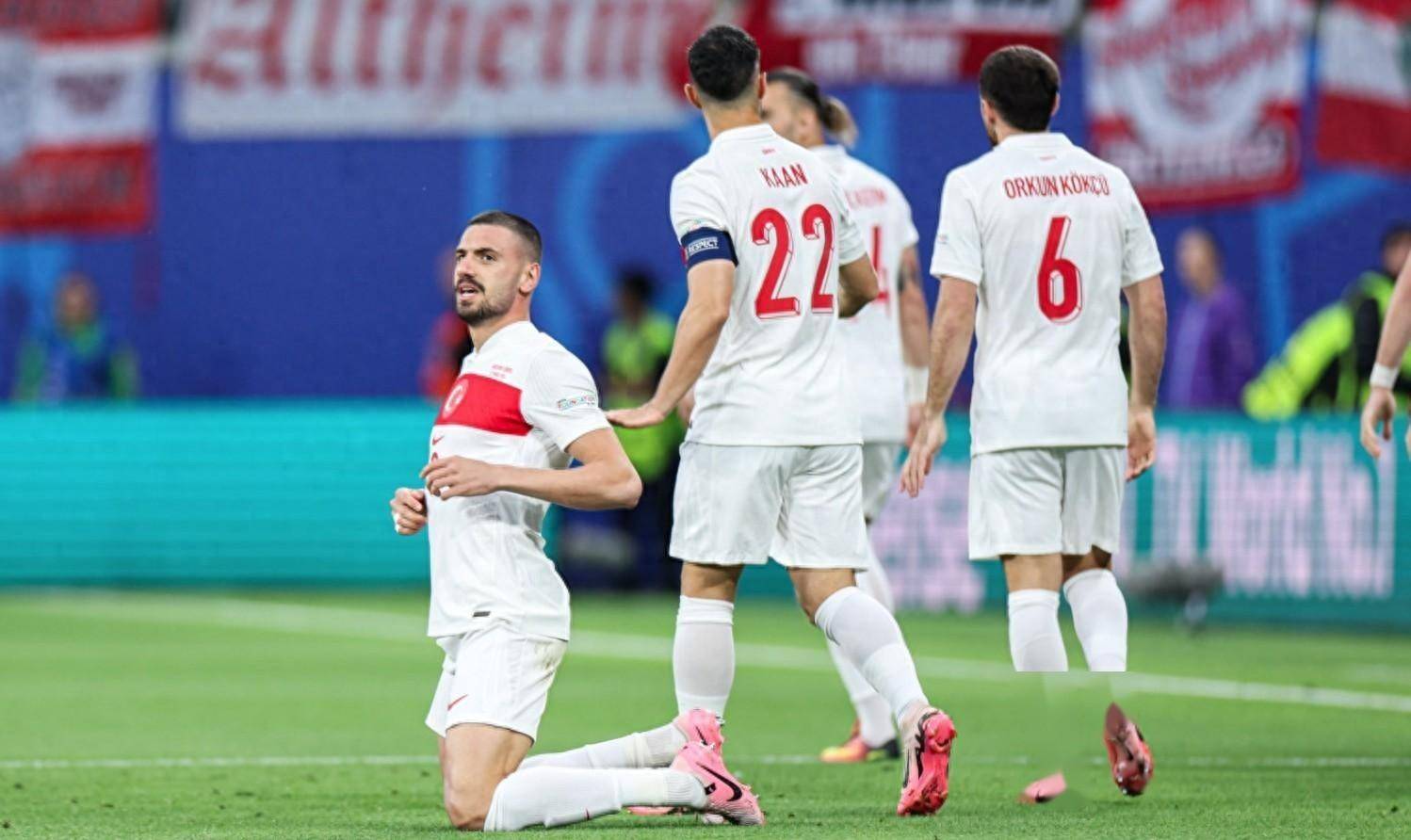 欧洲杯预选赛继续厮杀,球员拼尽全力的简单介绍 欧洲杯预选赛继续厮杀,球员拼尽全力的简单介绍