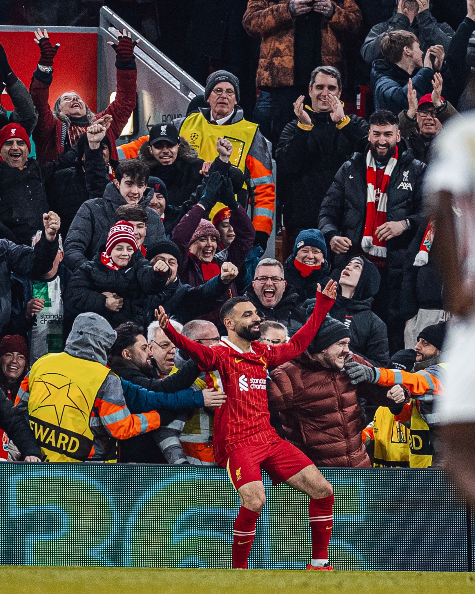 爱游戏官方-利物浦客场不敌伯明翰，冲冠优势缩小