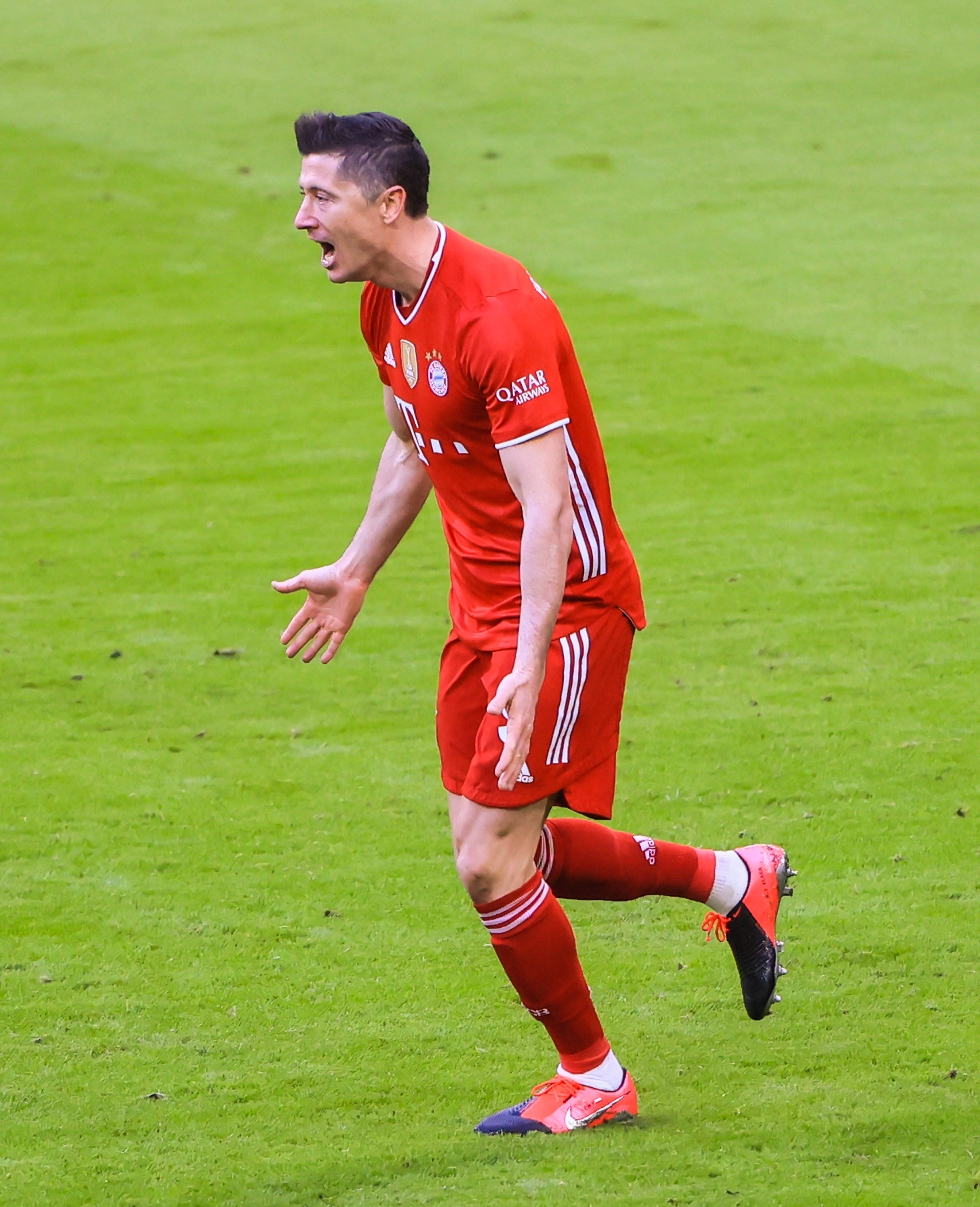 包含拜仁慕尼黑胜多特蒙德,莱万多夫斯基梅开二度的词条 包含拜仁慕尼黑胜多特蒙德,莱万多夫斯基梅开二度的词条